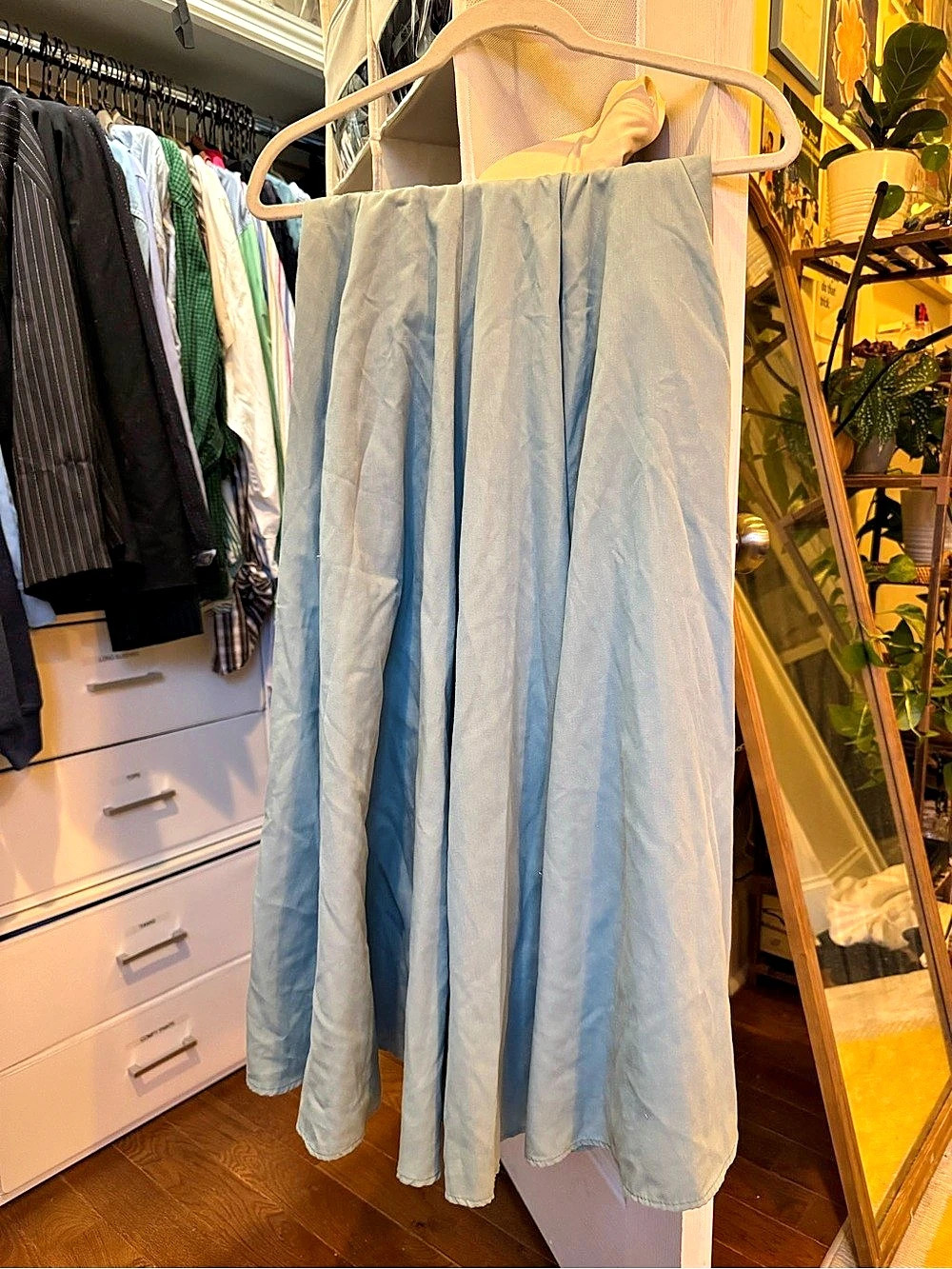 Pleated Maxi Skirt in Blue Like New